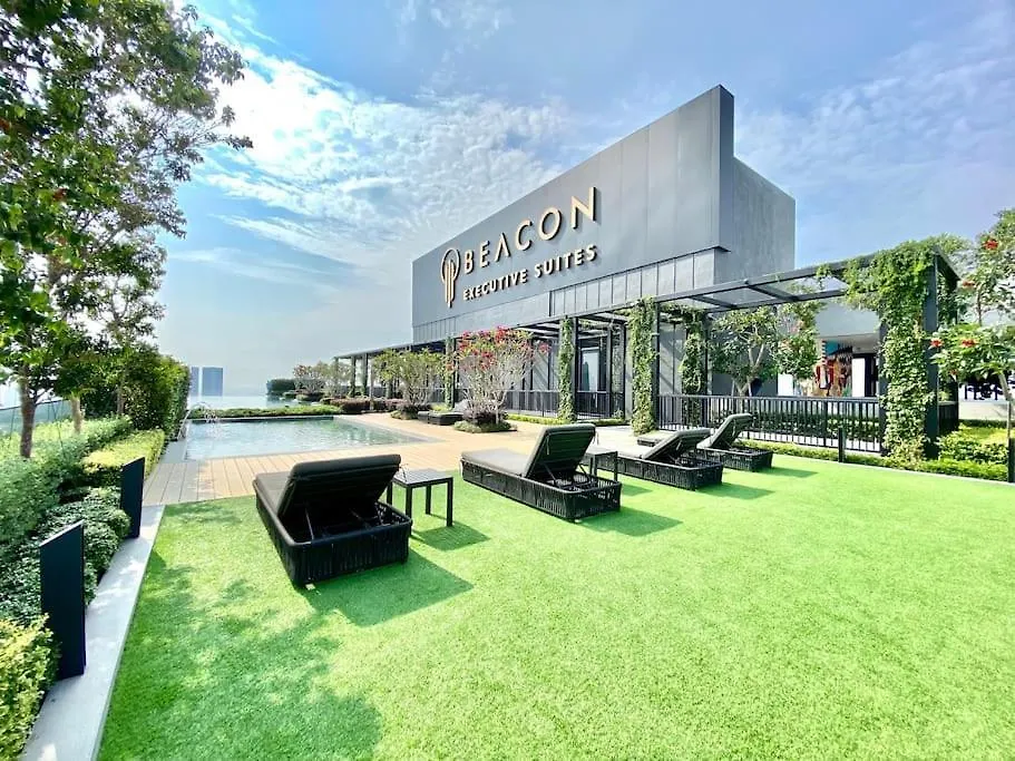 Beacon Executive Suites #Modern Chic #Skypool #Georgetown #5Pax #2Br 2Bath #2Queen 1Single #Quality Well Maintained #Private Host George Town